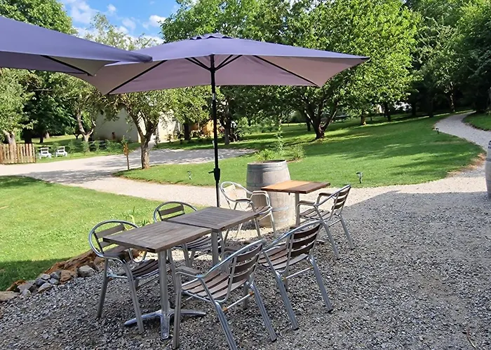 Gite L\'Enclos O Rendez-Vous Roquefeuil-Pays De Sault- Avec Jardin
