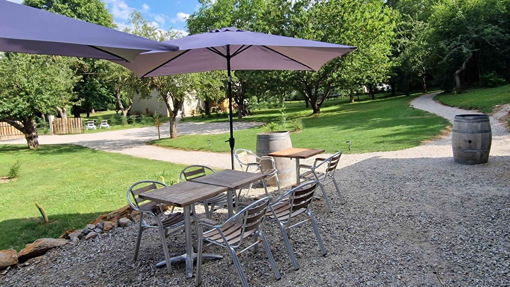 L'enclos O Rendez-vous Roquefeuil-pays De Sault- Avec Jardin *