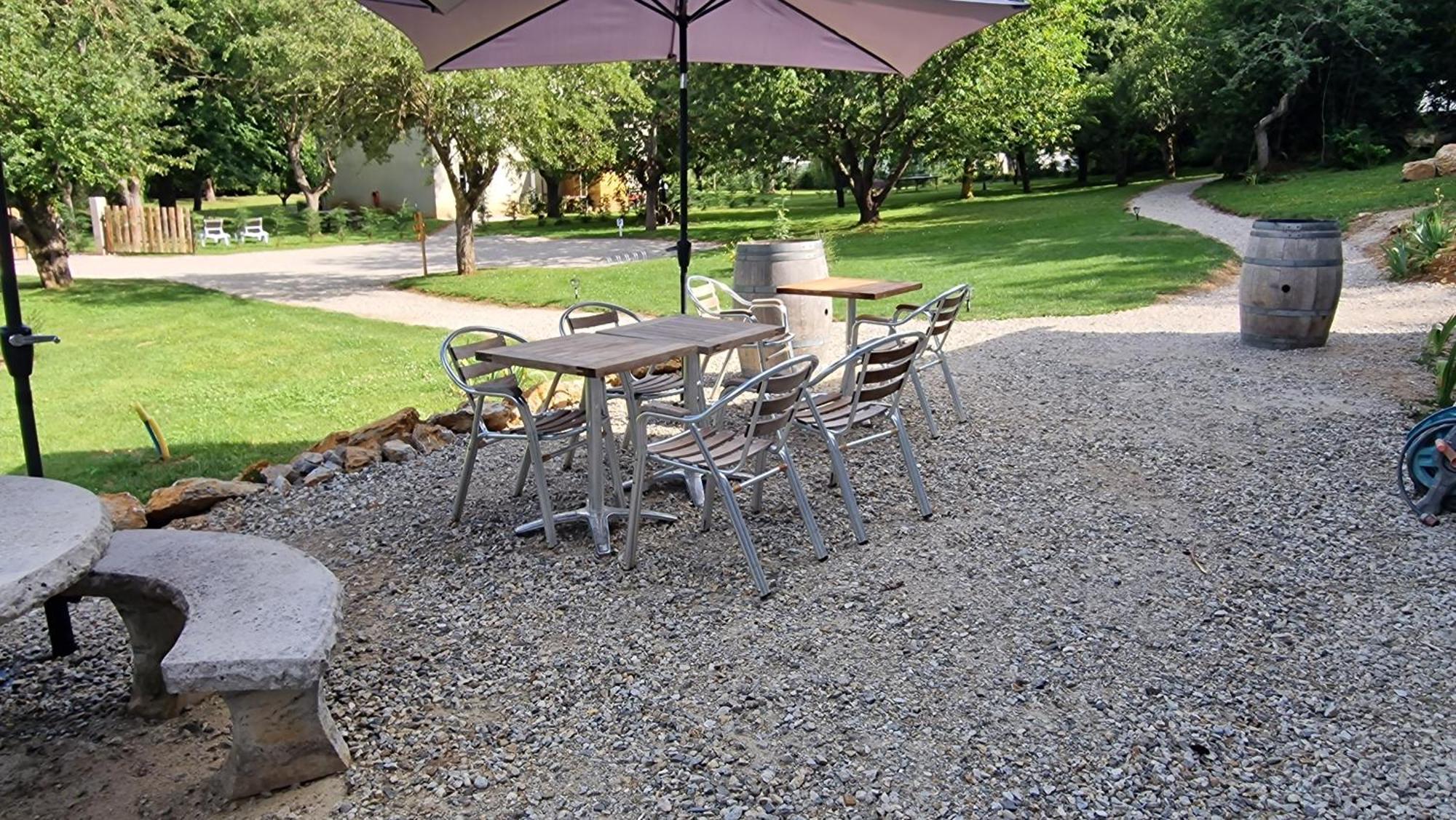 L'enclos O Rendez-vous Roquefeuil-pays De Sault- Avec Jardin * Roquefeuil